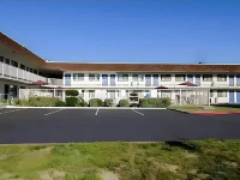 Super 8 by Wyndham Turlock Hotels in Turlock