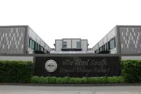 Sweety Resort فنادق في بانغ فلي