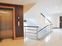 The Y Residence Hotels near San Phi Suea