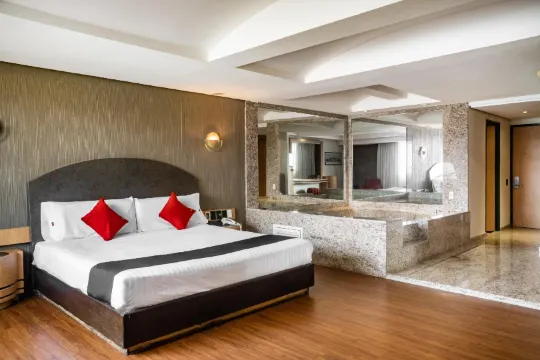 Capital O Andrade, เม็กซิโกซิตี้