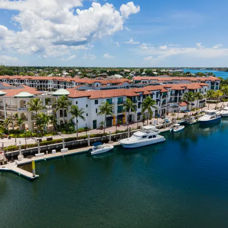 Naples Bay Resort & Marina