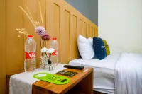 Urbanview de Path House Syariah Boyolali - parking