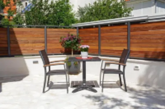 サンタクルーズ アパートメンツ