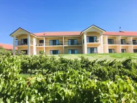 Turners Vineyard Motel