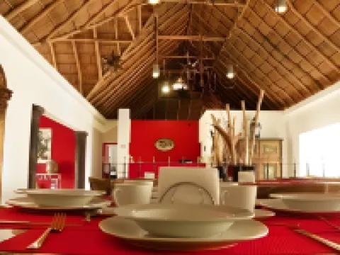 Zar Manzanillo โรงแรมในมานซานีโย