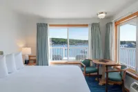 Tugboat Inn Hotels near Shirts By the Bay