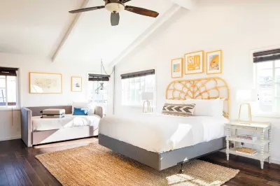 Sand Castle by AvantStay Beach House on Balboa Peninsula w Patio Hot Tub Hotel in zona Environmental Nature Center