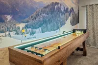 Slopeside Escape by Avantstay Walk to Ski Lifts Arcade Games + Shuffleboard