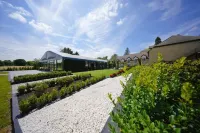 The Chesterton Hotel - parking