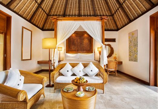 1. 더 오베로이 비..