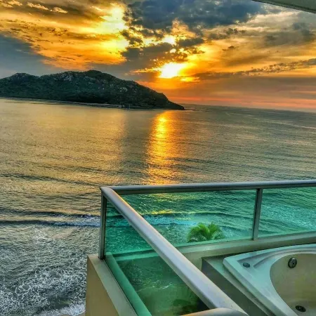 Las Flores Beach Resort
