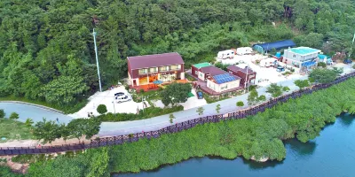 Wando Sumokwon Pension Hotels near Jangdo Island