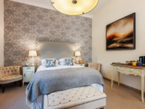 The Tytherleigh Arms Hotels in Axminster