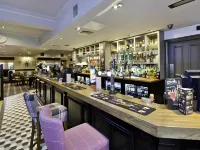 The Abbey Inn - parking