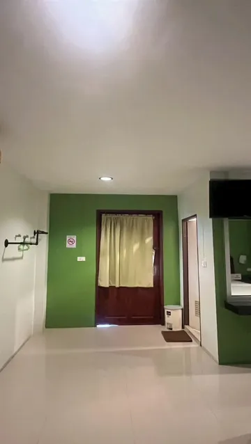 ห้องดีลักซ์พร้อมระเบียง(เตียงควีนไซส์)