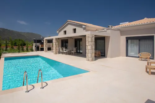 Aquamarina Villas - Infinity Pools