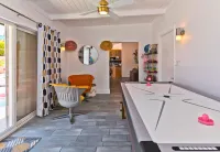 Movie Colony East - Heated Saltwater Pool - 3 King Bd, Views. Downtown 1 mi.