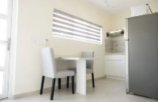 Cozy 1-bedroom apartment in great Palm Beach with AC, WiFi and private pool.