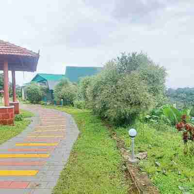 Fly Green Resort Hotel Exterior