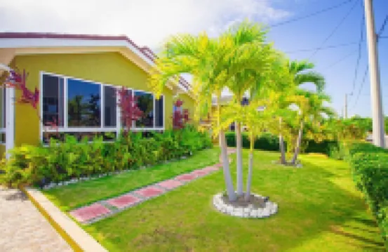 3BR Villa in Drax Hall Country Club