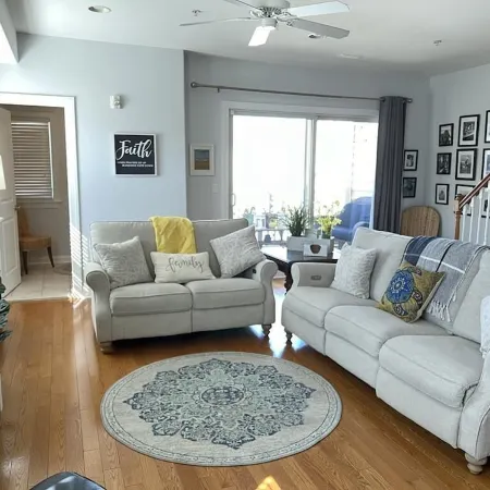 Perfect Family Getaway in the Heart of Town – Close to the Beach!