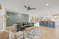 3BR Retreat Near Augusta Rd & Downtown w/ Patio Hotel a Gantt