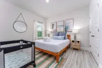 5BR WindMark Beach Bunk Room, Pools, Golf Cart, Ping Pong