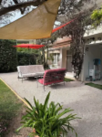 Villa with private garden and pool, parking, 5 min from beach and center