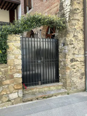 Studio Avec Cour Privative Hotels in Chianni