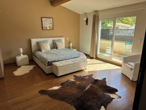 Charming Villa in Provence Forcalqueiret 호텔