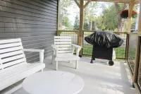 You Pick Gift Card! Hotel di Ellery