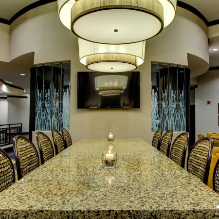 Hampton Inn & Suites Baton Rouge Downtown