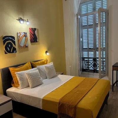 Hotel Manon Hotels near Cours Julien
