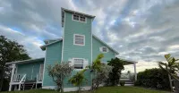 The Lookout HouseLarge 5-bedroom home with stunning views on the Sea of Abaco Hotels in Marsh Harbour