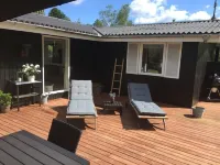 A pearl of a summer house close to both beach and city