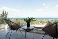 5 minutes from down town and aegean sea view