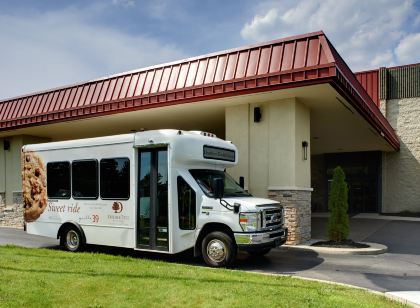 DoubleTree by Hilton Detroit - Dearborn