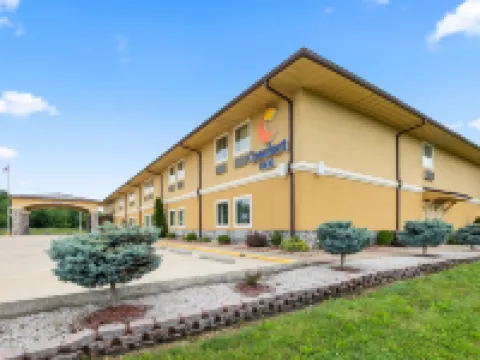 Comfort Inn US 60-63 Hotels in Howell County