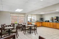 Days Inn by Wyndham Madisonville - Wifi