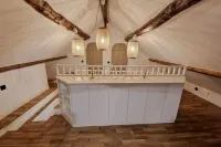 Les Jardins de Rosie Hotels in Arthies