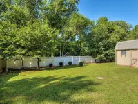 DB Barton Retreat 2-King bedroom house close to OU, in serene Norman Hotel a 