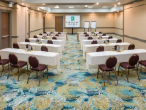 Embassy Suites by Hilton Seattle Tacoma International Airport Hotels in Tukwila