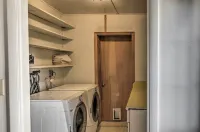 Historic West Virginia Home Built in 1854! - 3 estrellas