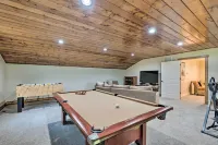 Massive Peck Home w/ Woods & Creek to Explore - parking