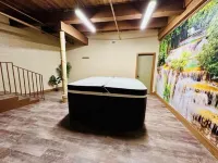 Fall & Winter Sport Enthusiasts, Book Early for Big Discounts! Hot Tub, Sauna