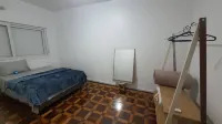 Apartamento com 2 Dormitórios no Menino Deus Junto ao Shopping Praia de Belas Hotels in Menino Deus
