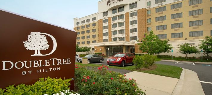 DoubleTree by Hilton Dulles Airport - Sterling Hotels in Loudoun County