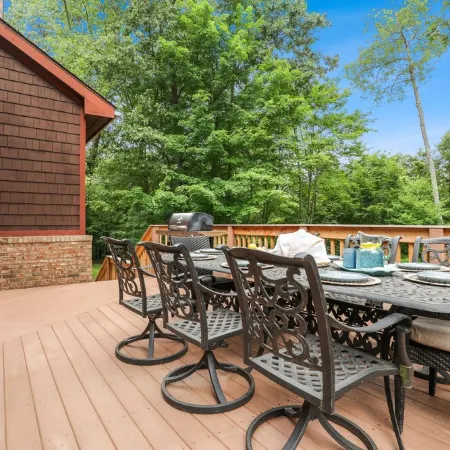 Rickenbacker Ridge sleeps 13 w/ heated pool+hot tub+firepit+game room !