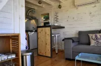 La Bicoque, Cabane Atypique Avec Filet Suspendu Près de Montpellier Hotels in Saint-Jean-de-Vedas