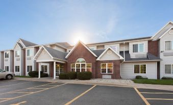 Americas Best Value Inn and Suites Racine